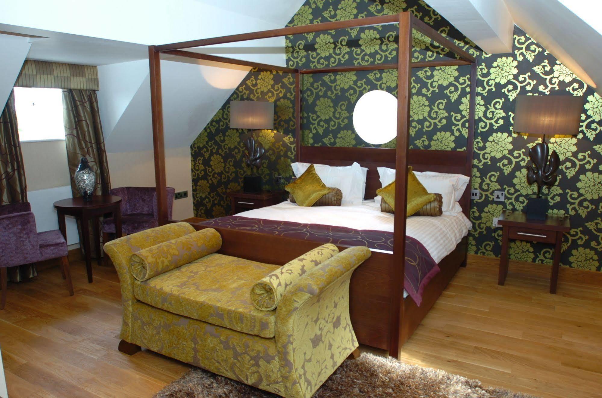 熊爪酒店 沃明翰 外观 照片 A bedroom at the hotel